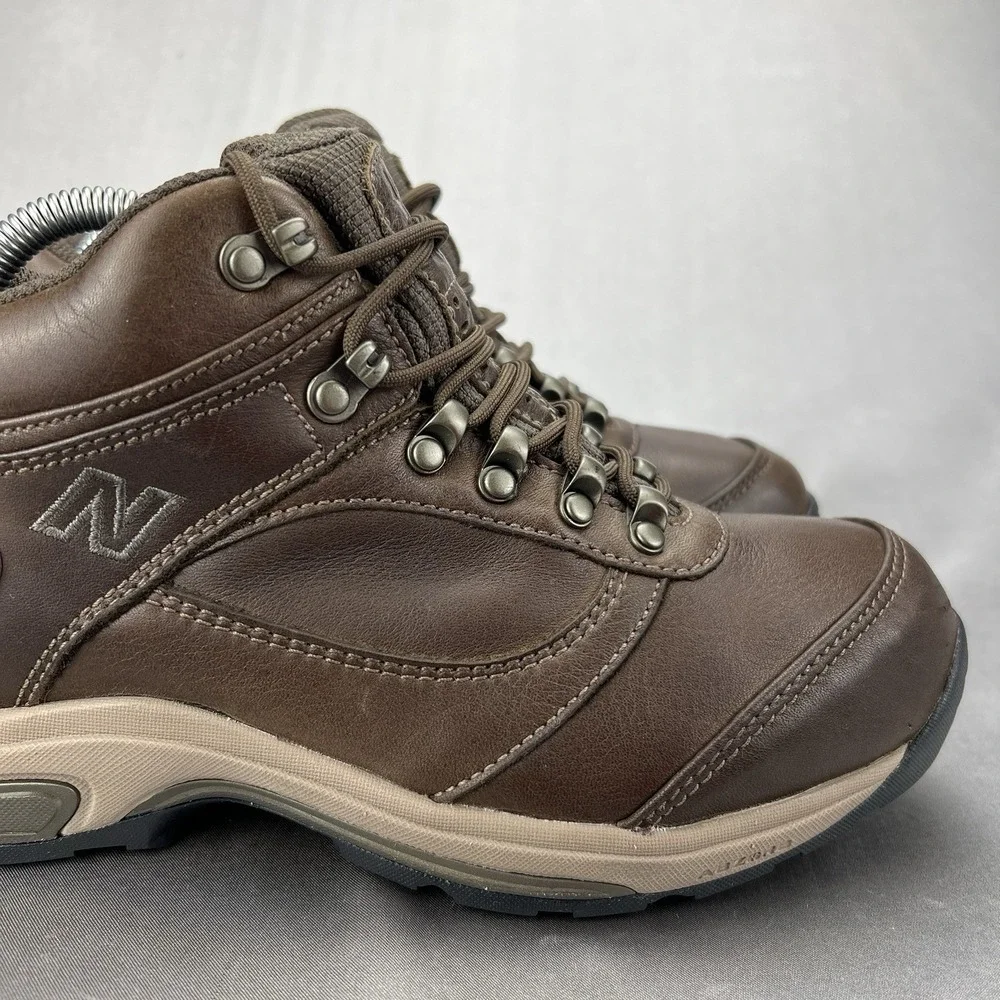 New Balance 978 Gore-Tex Hiking Waterproof Boots Women's‎ 8 D WIDE Brown WW978GT